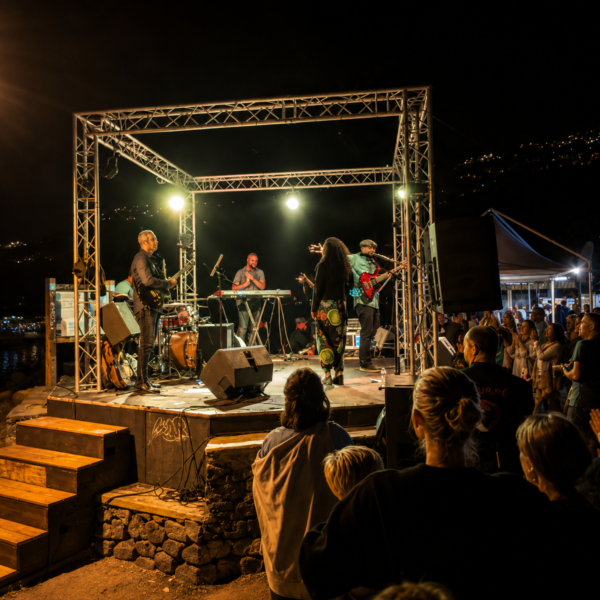 Concert en soirée à la Rondavelle Tiroule à Saint-Leu
